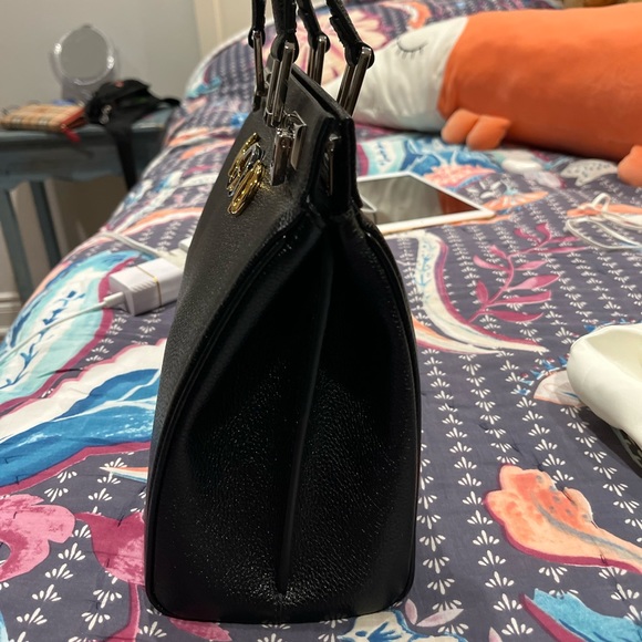 Gucci - Picture 2 of 4